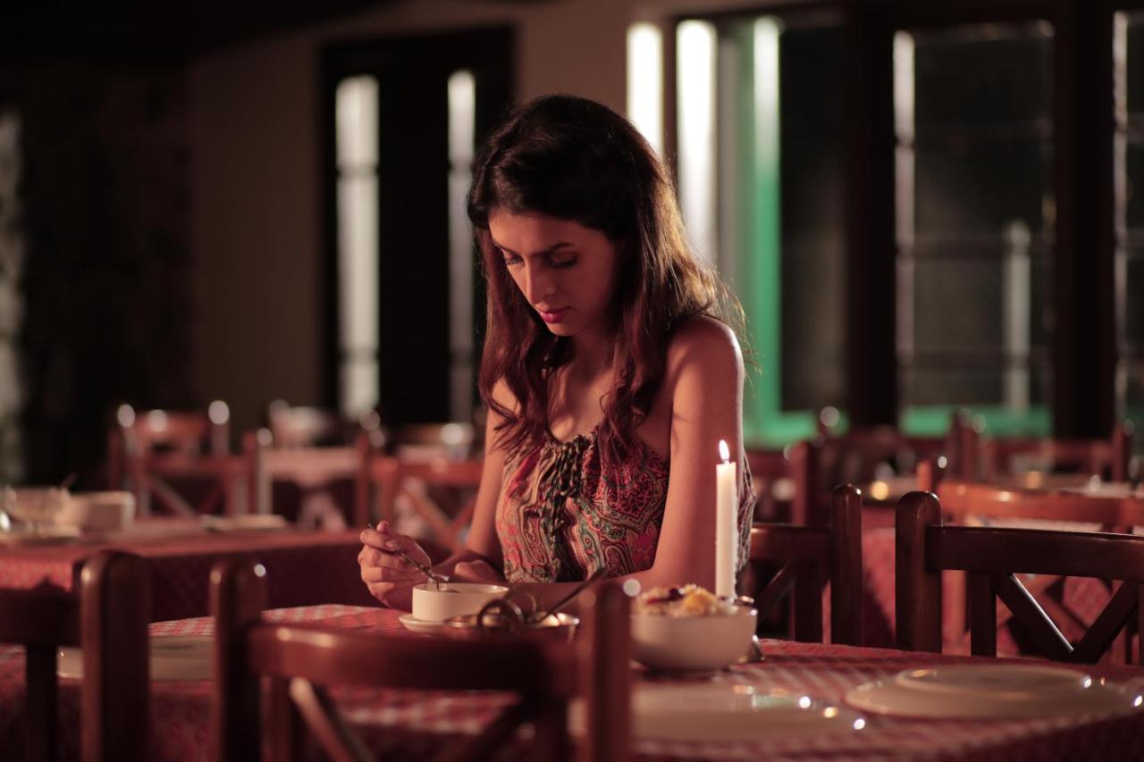 Ayur County Resort Chinnakanal Eksteriør billede